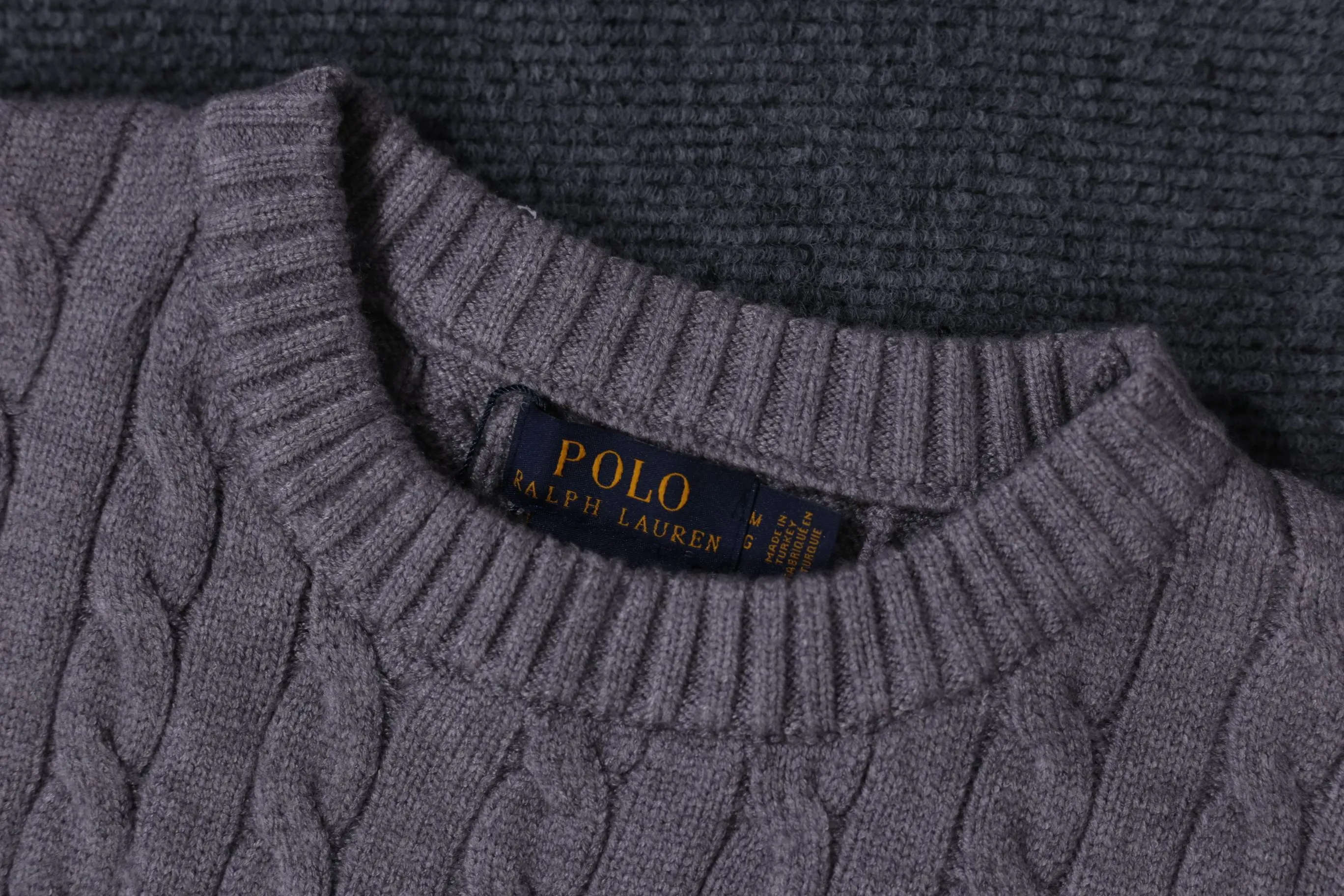 P260 Style No. D05) The top version on the market in 2025 Ralph Lauren #ootddailywear #Autumn and winter sweater #Knitted sweater outfit #ralph lauren sweater #Can be worn by both men and women [Star R] Finally waited until the Ralph men’s twist crew neck sweater is finally here! The most popular sweater is a limited edition every year. There won’t be many styles in the store! Ralph Lauren Men's Round Neck Sweater [Fire R] has a really nice shape. It can be worn alone or as a jacket. It can also be worn inside or worn with a shirt~100% pure cotton #Practical Wear. Colors: off-white, navy blue, khaki, gray, sizes S to XL